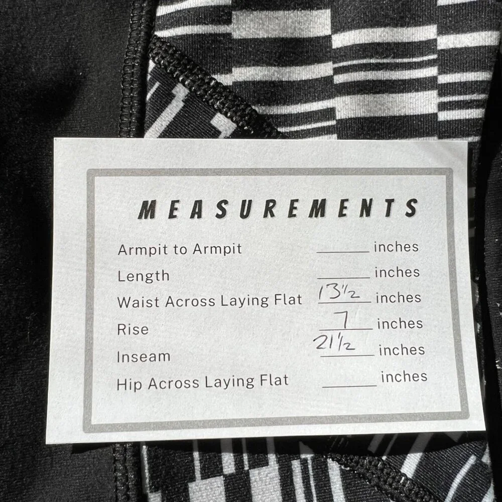 Lululemon Wunder Under Crop III Legging Ying Yang Stripe Black White size 6